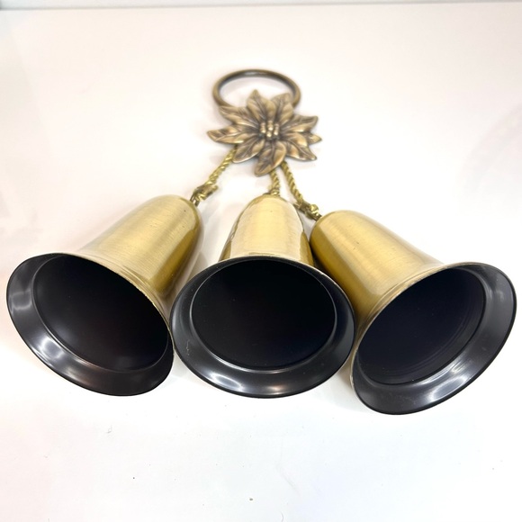Christmas Brass Poinsettia And 3 Bells Decor - Picture 6 of 9